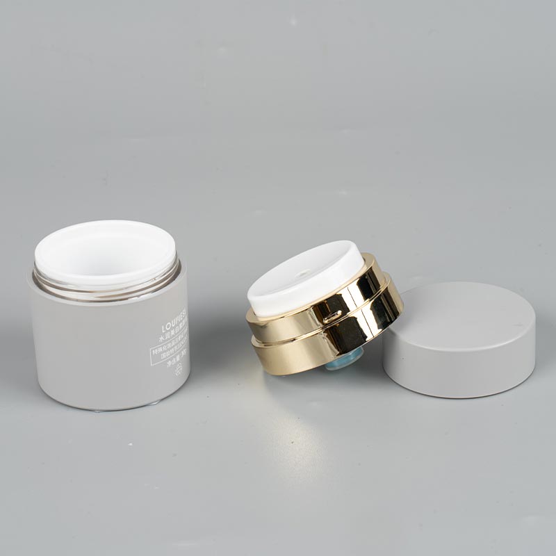 Pot de crème sans air