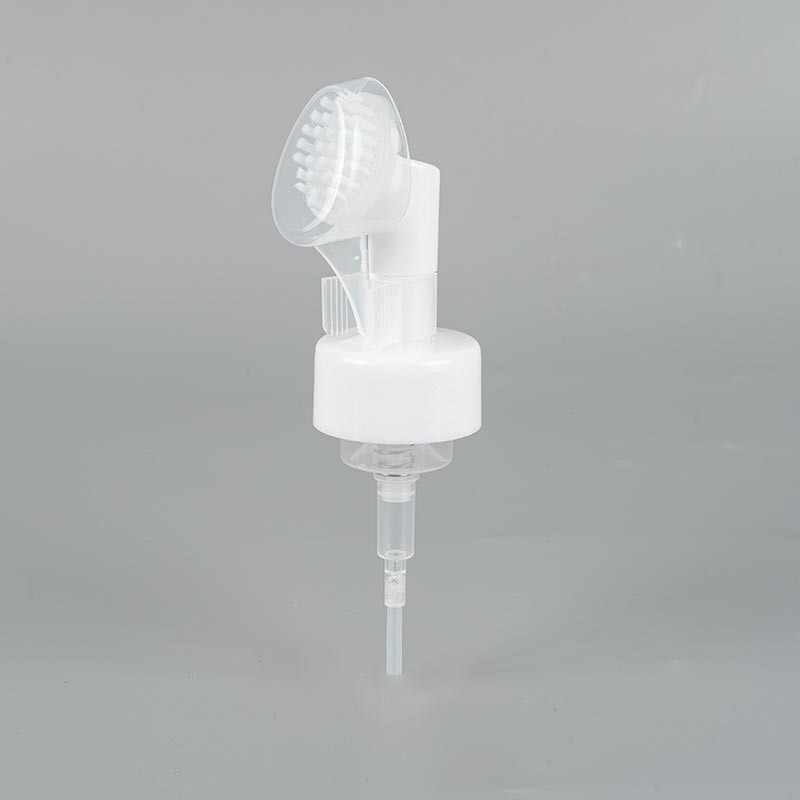 Pompe à mousse avec brosse