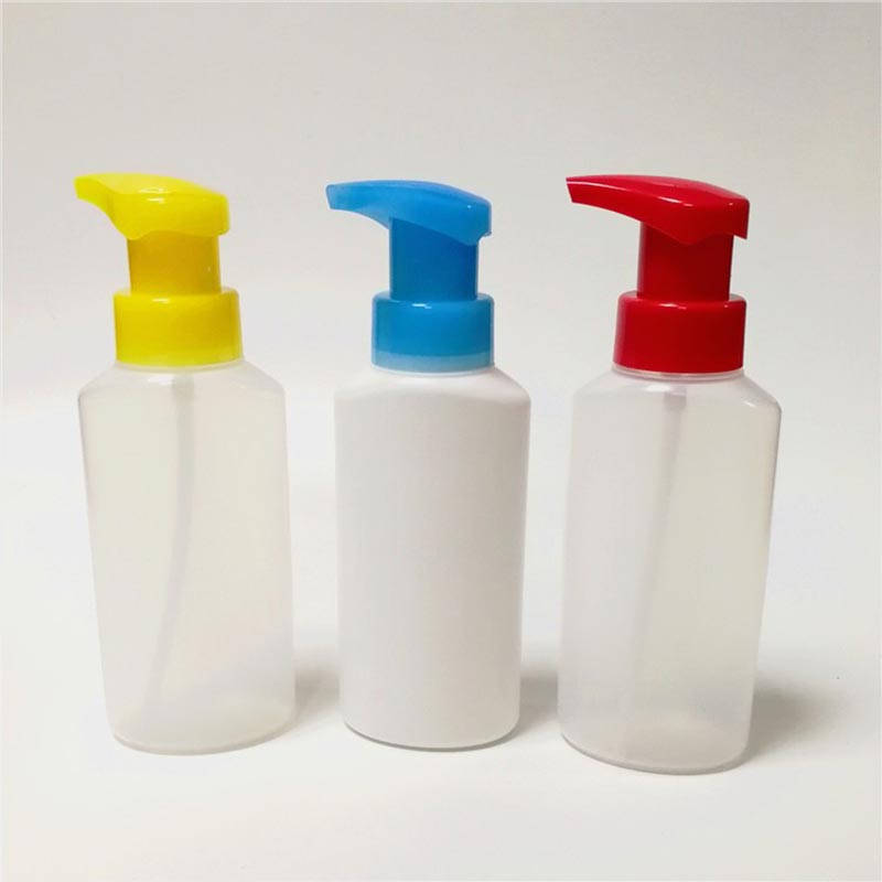Pompe à mousse spécifique aux soins capillaires